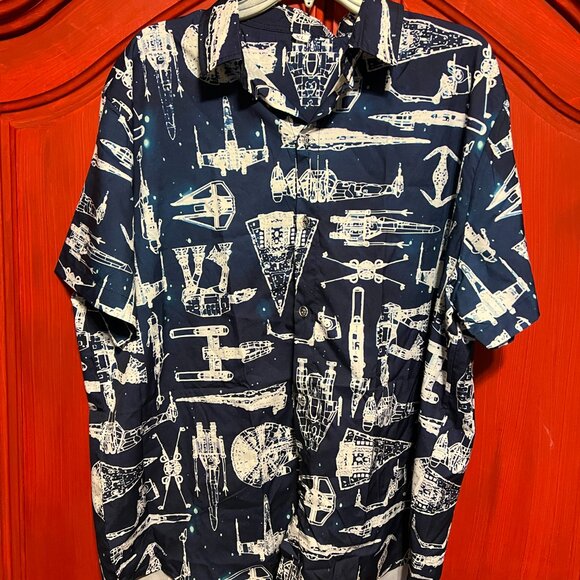 NEW Star Wars Men's button down Hawaiian shirt XL ship fighter - Picture 2 of 6